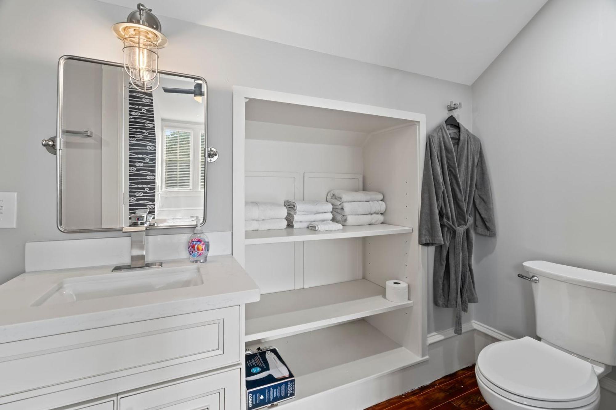 Historic Galveston Family Beach Home With 3 King Beds 외부 사진